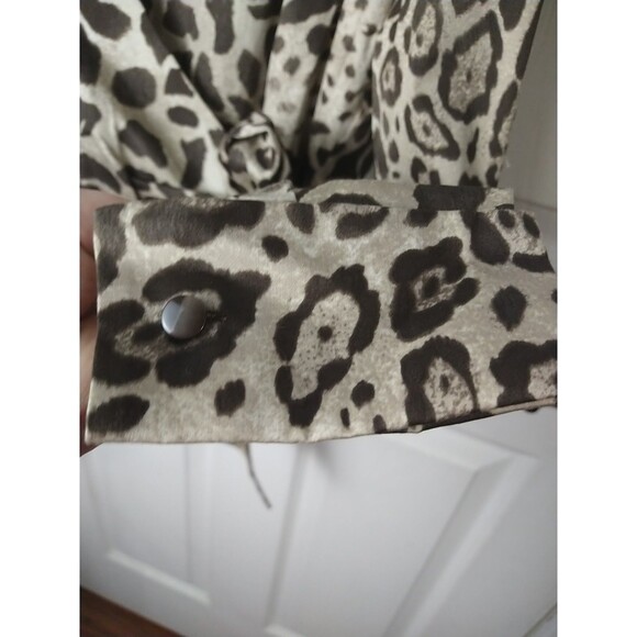Jones New York Woman 1X Wrap Animal Print V Neck Blouse Office Party Workwear - Picture 5 of 7